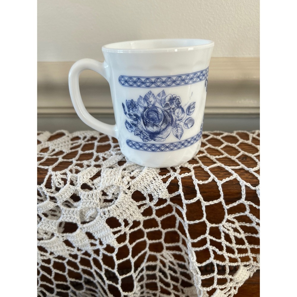 Arcopal France Milk Glass Mug Blue Onion Floral Rose Coffee Cup Vintage